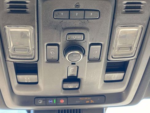 Used 2023 Chevrolet Tahoe Premier RWD image 30