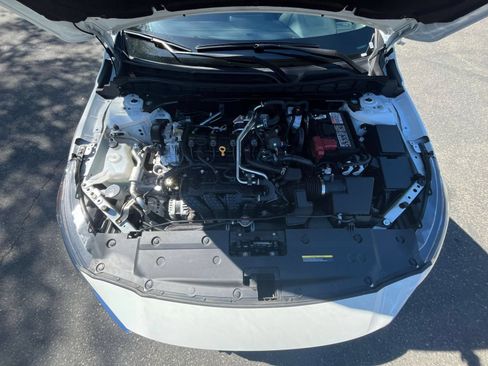 Used 2025 Nissan Altima 2.5 SV FWD image 32