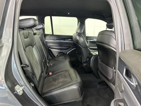 Used 2022 Jeep Grand Cherokee Trailhawk AWD/4WD image 30