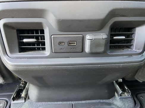 Used 2021 Chevrolet Silverado 1500 RST AWD/4WD image 12