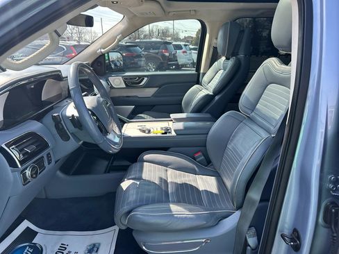 Used 2018 Lincoln Navigator Black Label image 11