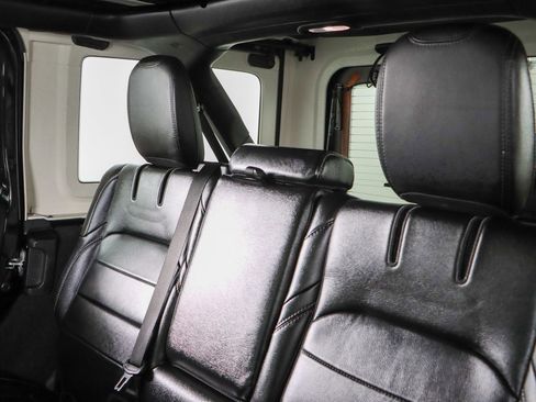 Used 2021 Jeep Wrangler Unlimited Sahara w/ Cold Weather Group image 25