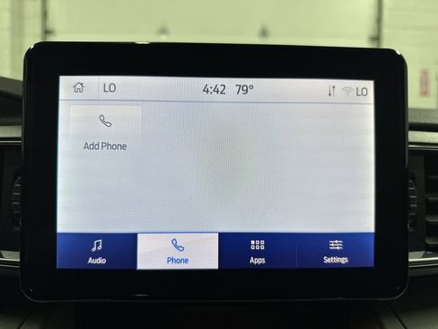 Used 2024 Ford Explorer XLT w/ Equipment Group 202A image 31