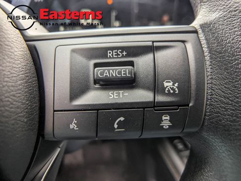 New 2025 Nissan Kicks SV image 28