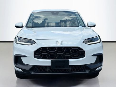 Used 2025 Honda HR-V LX image 3