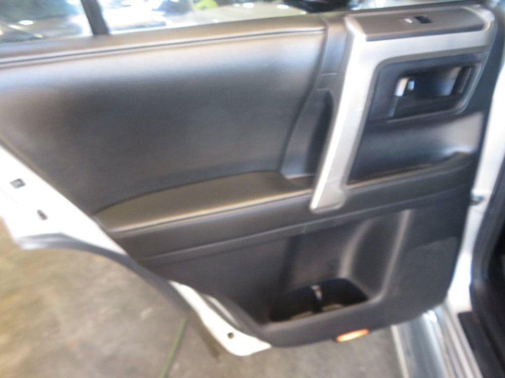 Used 2011 Toyota 4Runner Limited AWD/4WD image 21