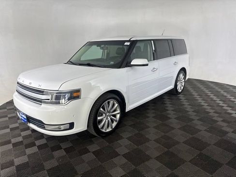 Used 2019 Ford Flex Limited w/ Equipment Group 303A AWD/4WD image 4
