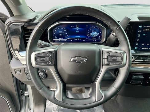 Used 2024 Chevrolet Silverado 1500 RST w/ Z71 Off-Road Package image 11