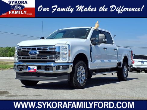 Certified 2024 Ford F250 XLT w/ 360-Degree Camera Package image 1