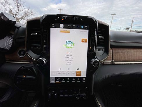 Used 2022 RAM 2500 Limited image 13