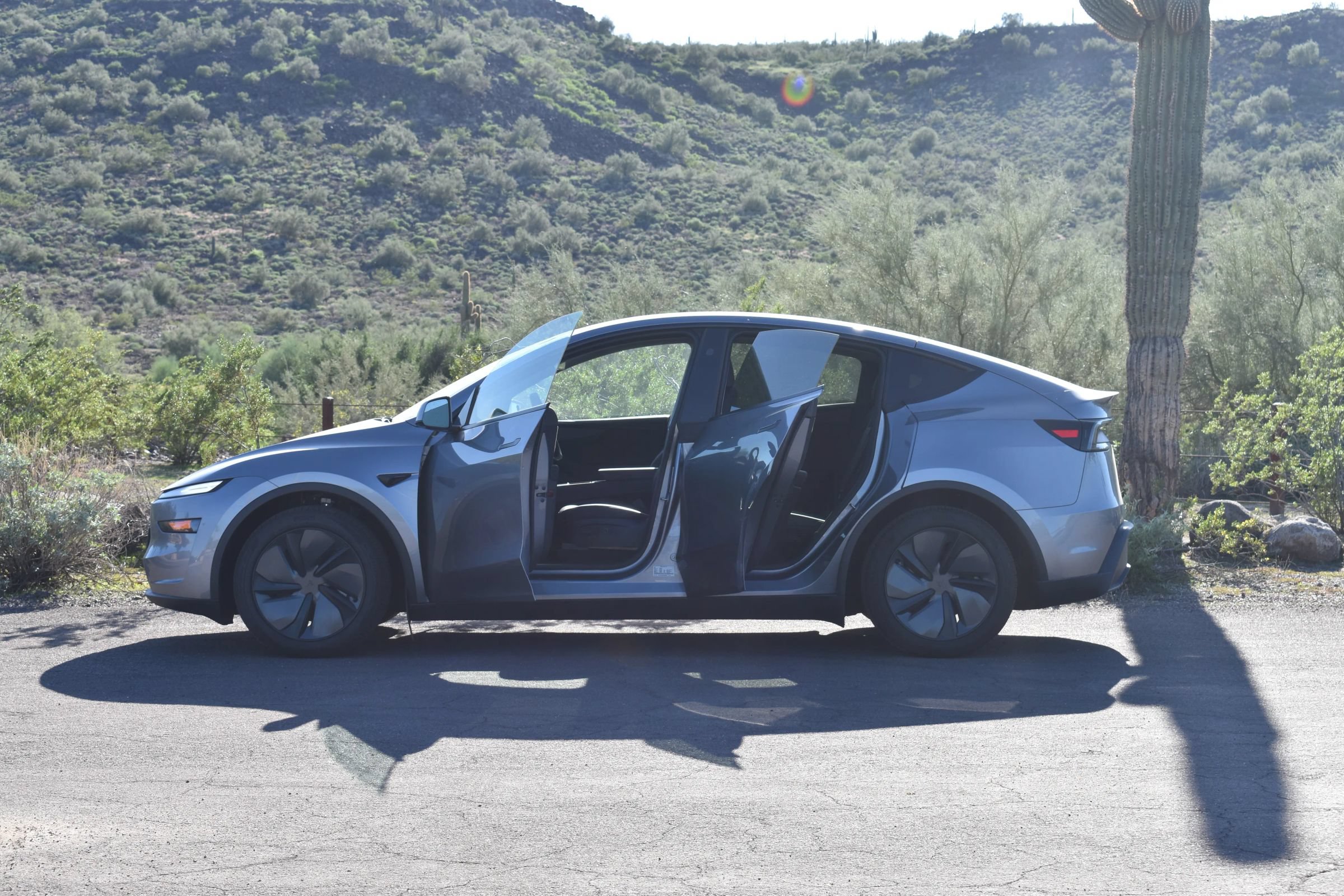 Used 2026 Tesla Model Y Long Range RWD image 5