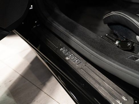 Used 2018 Ferrari 488 Spider RWD image 24