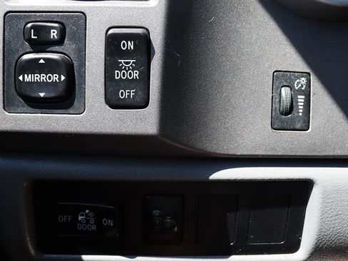 Used 2011 Toyota Tundra 2WD Double Cab w/ Tow Pkg image 41