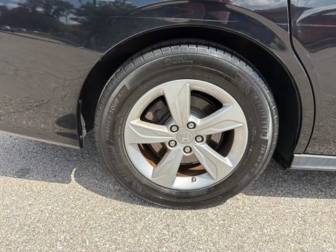 Used 2019 Honda Odyssey EX-L image 32