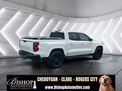 Used 2024 Chevrolet Colorado Z71 w/ Z71 Convenience Package 2 AWD/4WD image 19