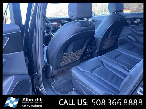 Used 2025 Audi Q7 3.0T Premium Plus image 12