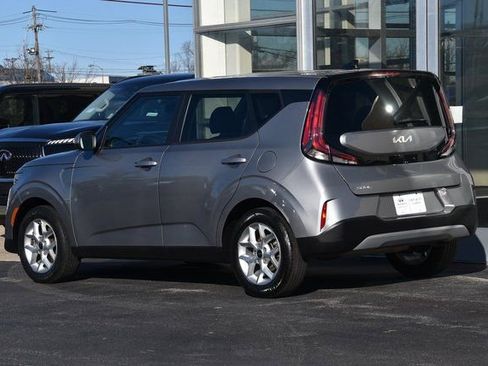 Used 2024 Kia Soul LX w/ Option Group 015 image 6