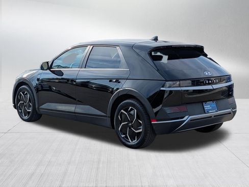 Certified 2024 Hyundai Ioniq 5 SEL AWD/4WD image 5