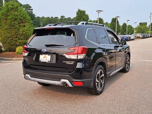 Used 2022 Subaru Forester Touring AWD/4WD image 5