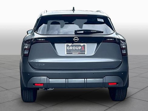New 2026 Nissan Kicks SV FWD image 4