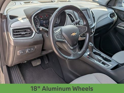Used 2020 Chevrolet Equinox LT FWD image 34