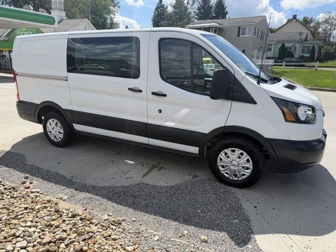 Used 2018 Ford Transit 150 130 Low Roof RWD image 29