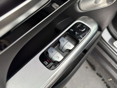 Certified 2025 Mercedes-Benz GLC 300 w/ AMG Line image 15