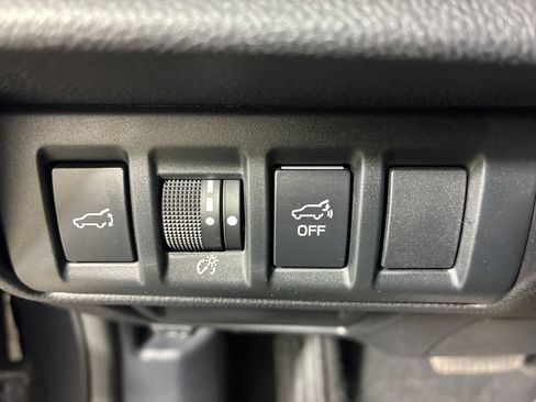 Certified 2023 Subaru Outback Limited image 25