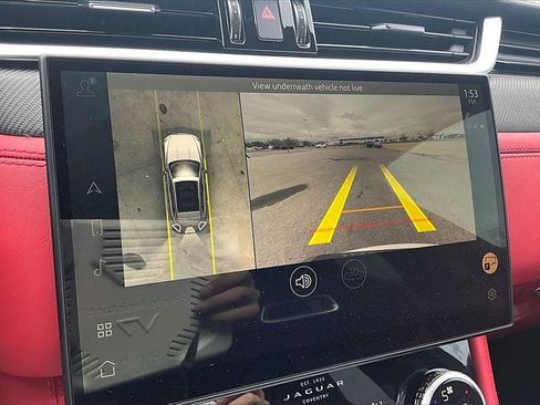 Used 2024 Jaguar F-PACE SVR image 23