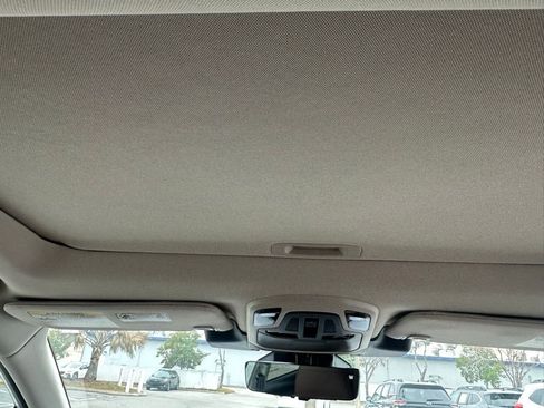 Used 2025 Subaru Outback Touring image 21