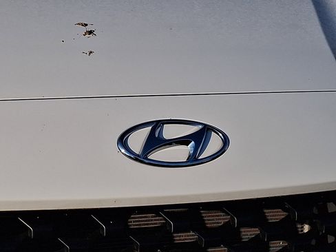 Used 2023 Hyundai Kona SEL AWD/4WD image 8