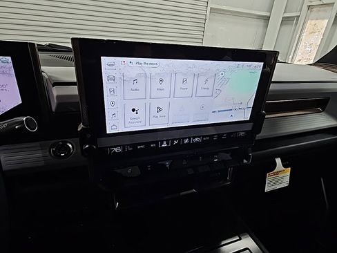 New 2025 GMC Hummer EV 3X w/ Extreme Off-Road Package image 13