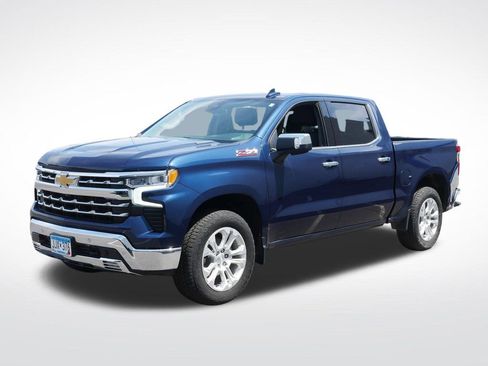 Used 2023 Chevrolet Silverado 1500 LTZ AWD/4WD image 12