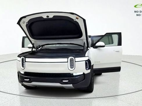 Used 2024 Rivian R1S Adventure Quad AWD/4WD image 12
