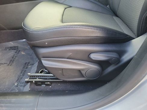 Certified 2025 Jeep Compass Latitude w/ Altitude Special Edition image 9