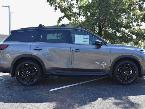 Used 2026 INFINITI QX60 Sport w/ Dark Cargo Package image 6