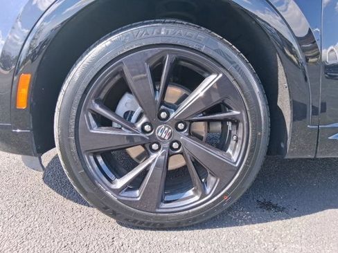 Used 2025 Buick Envision Sport Touring AWD/4WD image 4