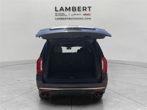 Used 2024 GMC Yukon Denali AWD/4WD image 9
