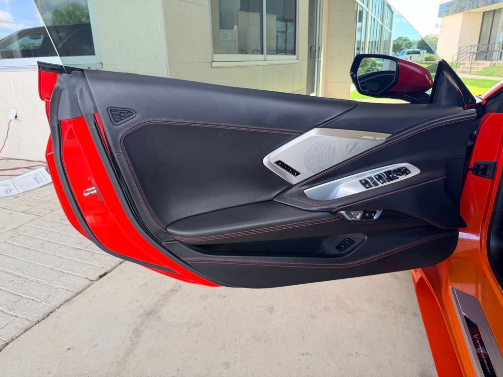 Used 2021 Chevrolet Corvette Stingray Premium Conv w/ Z51 Performance Package RWD image 10