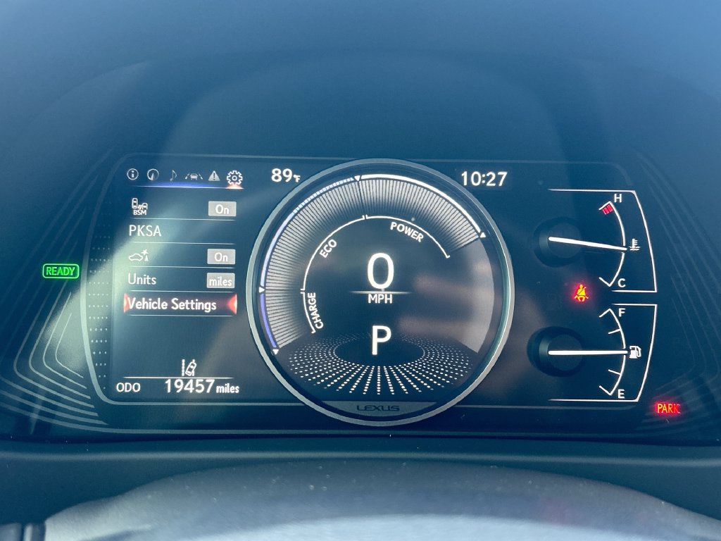 Used 2024 Lexus UX 250h FWD image 24
