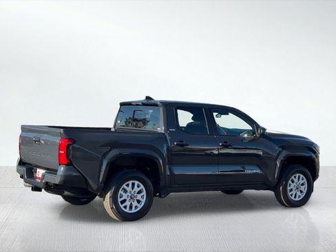 Certified 2025 Toyota Tacoma SR5 image 9