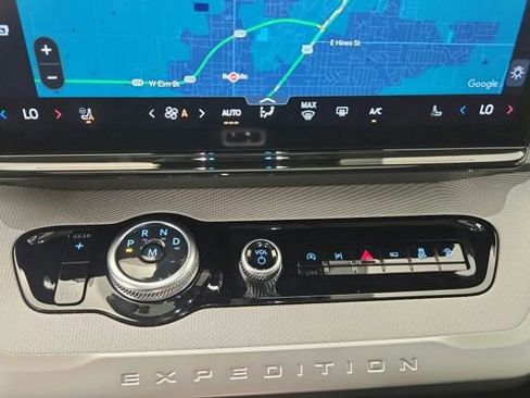 New 2025 Ford Expedition Max Active image 19