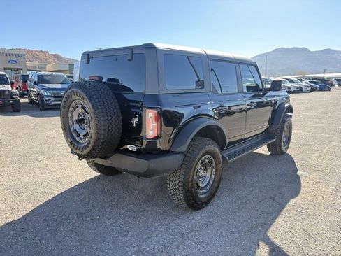 Used 2025 Ford Bronco Outer Banks w/ Sasquatch Package image 7