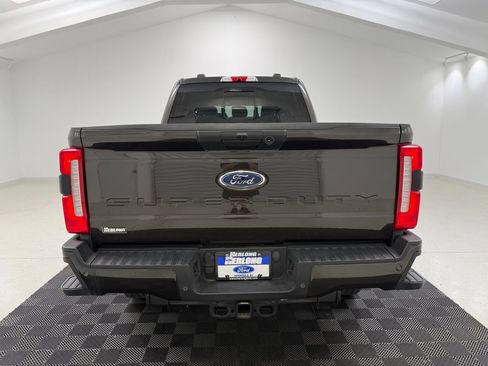 Used 2024 Ford F250 XL w/ STX Appearance Package AWD/4WD image 5