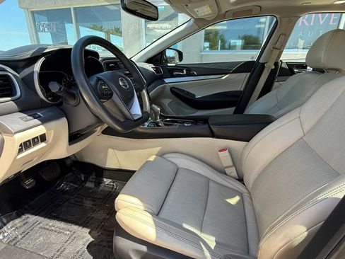 Used 2016 Nissan Maxima 3.5 SL FWD image 10