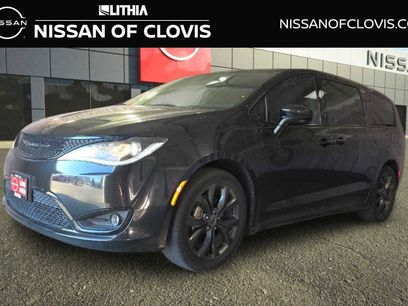 Used 2020 Chrysler Pacifica Touring w/ S Appearance Package