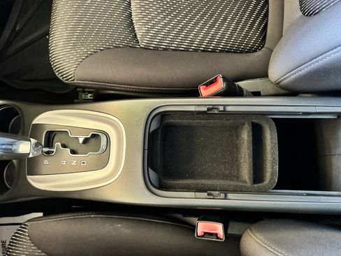 Used 2014 Dodge Journey American Value Package w/ Flexible Seating Group FWD image 15