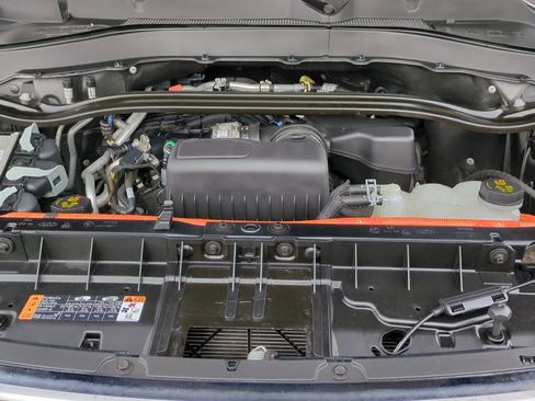 Used 2023 Ford Explorer Limited image 34