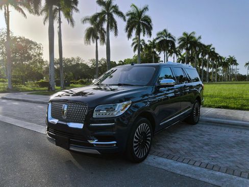 Used 2020 Lincoln Navigator L Black Label AWD/4WD image 3