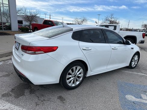 Used 2017 Kia Optima EX image 31